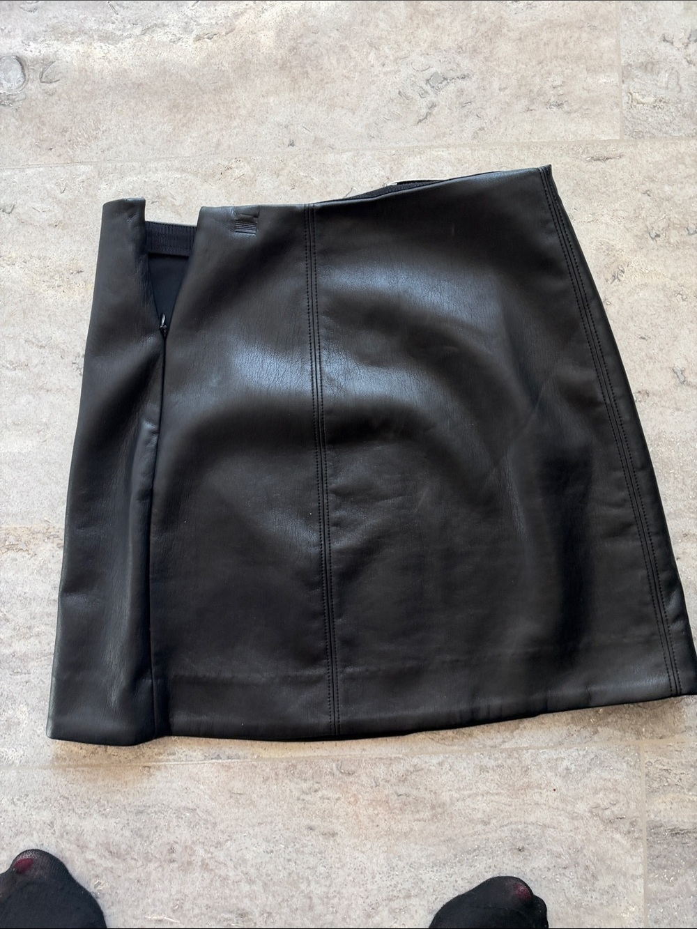 Babaton Black Mini Skirt - Picture 5 of 7